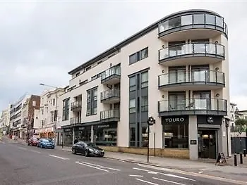 Stylish Downtown Apartment location